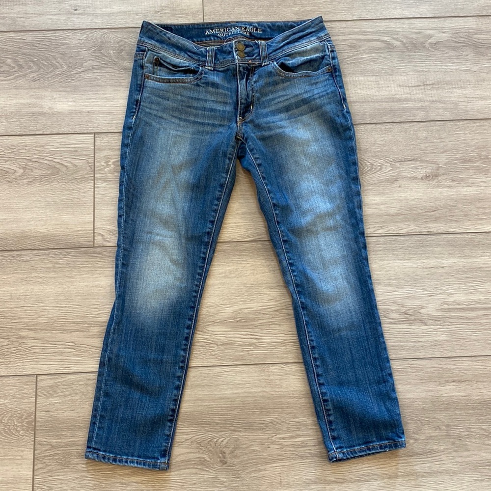 AMERICAN EAGLE AE STRETCH SKINNY CROP JEANS SIZE 6